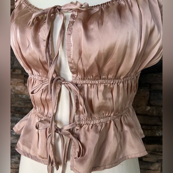 Forever 21 Pink Ruffle Crop Top - Picture 9 of 12